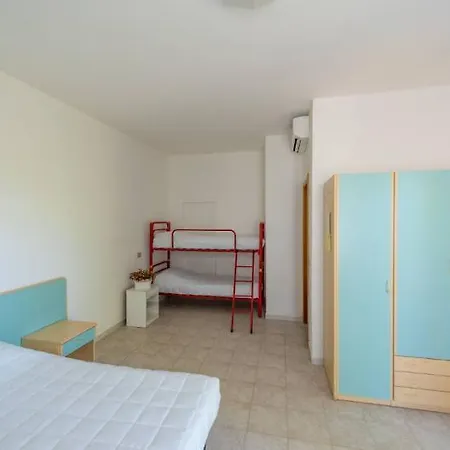 Stork Family Village 4*