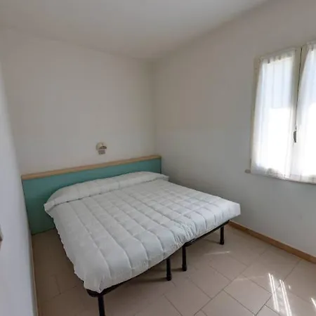 Stork Family Village 4*